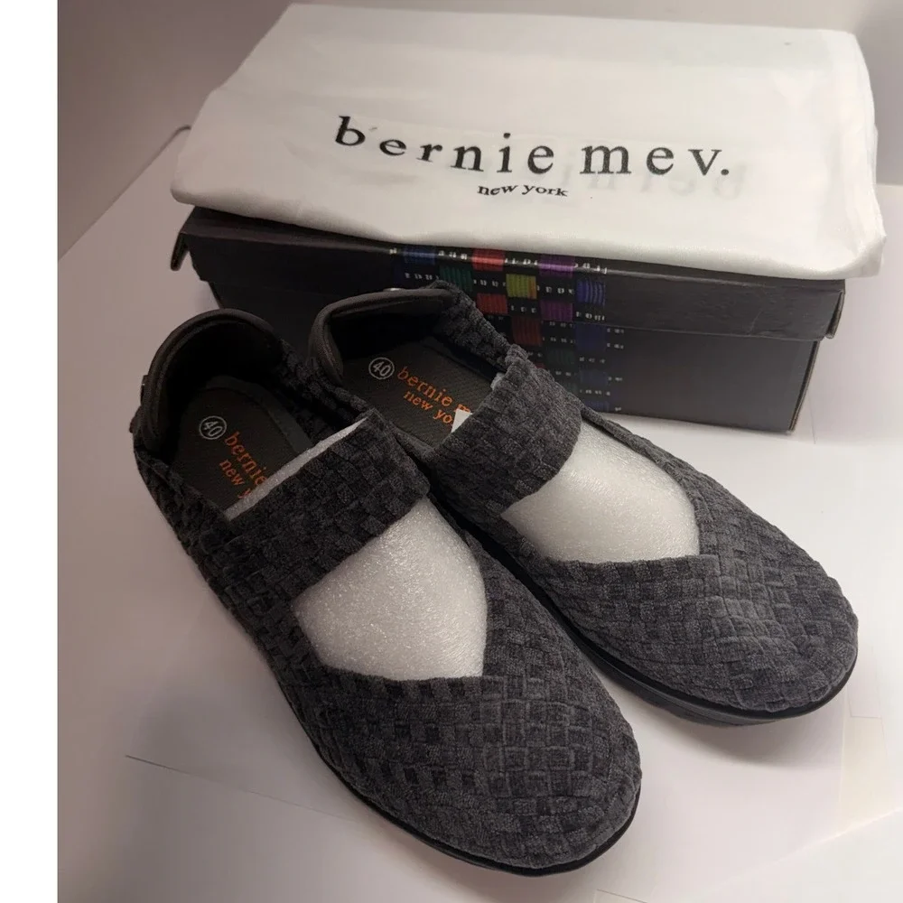 Bernie Mev Lulia Dark Grey Chenille Woven Wedge Mary Jane Pumps Size 40